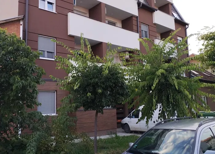 Nina Centar * Sombor